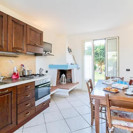Holiday home De Santis By Apulia Il Monte